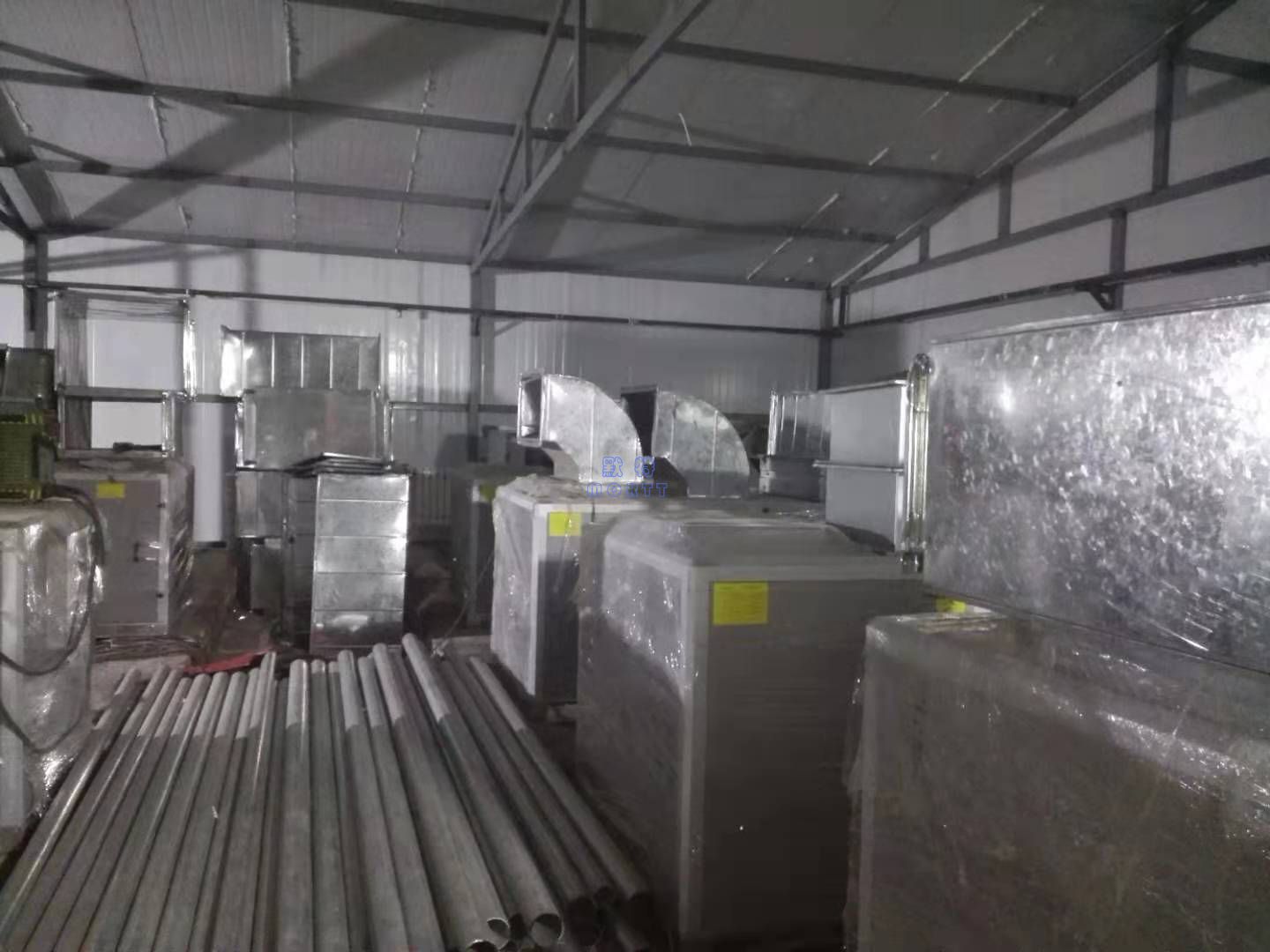 我公司為海拉爾醫(yī)院PCR實驗室提供和安裝凈化空調(diào)機(jī)組驗收完畢(圖2)